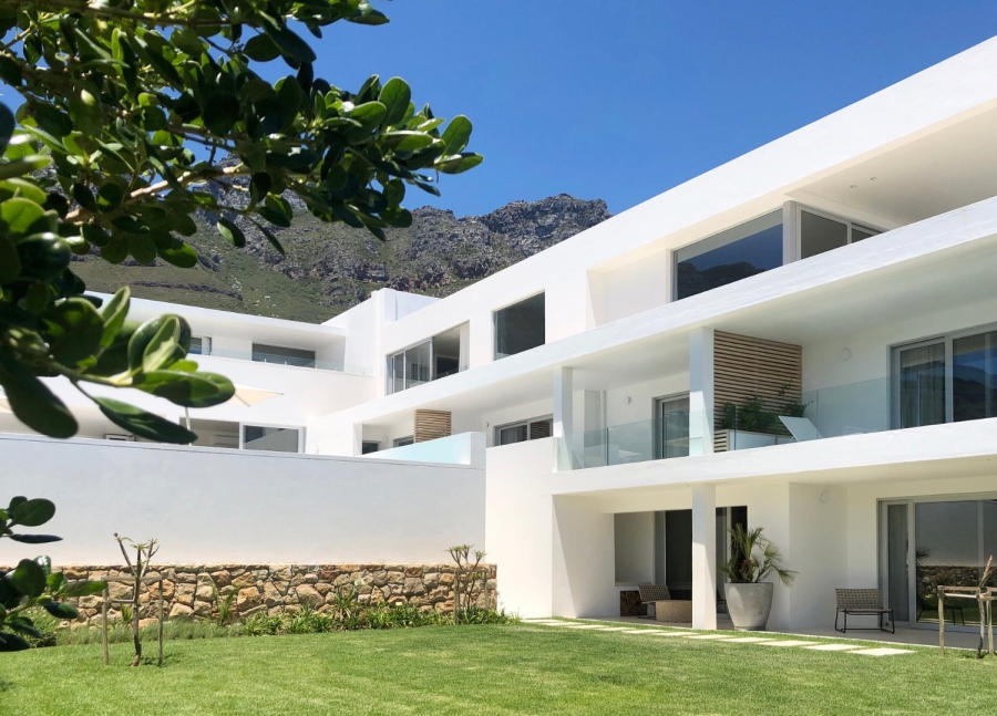 To Let 8 Bedroom Property for Rent in Bakoven Western Cape